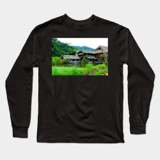 Vietnam - Ha Giang, Village de Tha, Lup, Me Long Sleeve T-Shirt